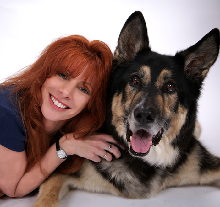 Nicole Wilde and her dog Mojo